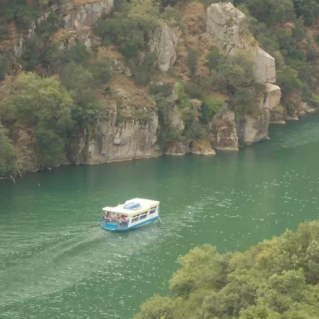 Le Cintrium Oda ve Kahvaltı 3*