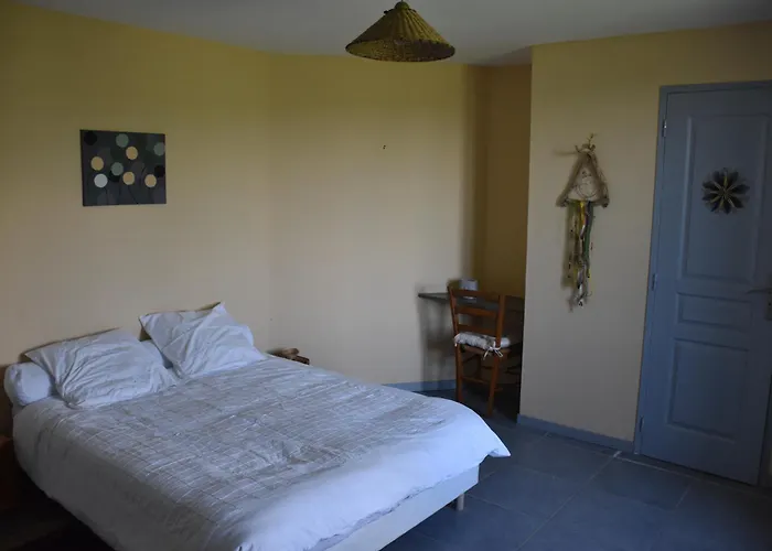 Le Cintrium Bed and Breakfast Viala-du-Tarn